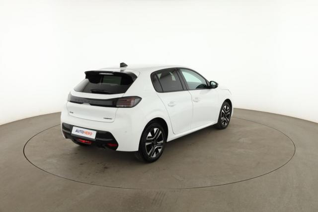 Peugeot 208 image 4