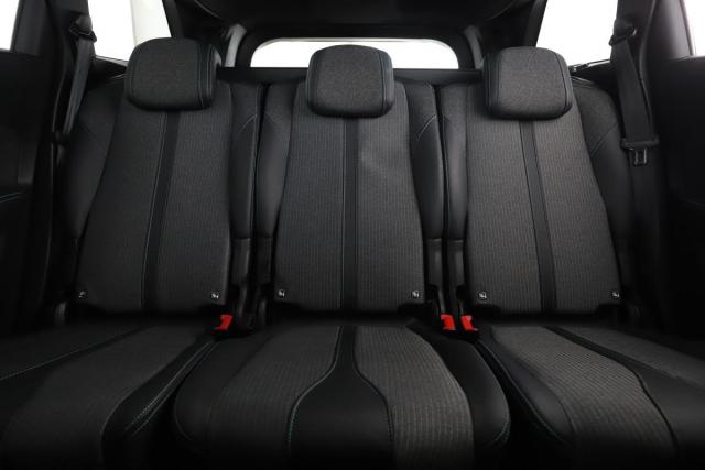 Peugeot 5008 image 1