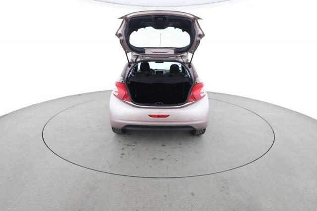 Peugeot 208 image 5