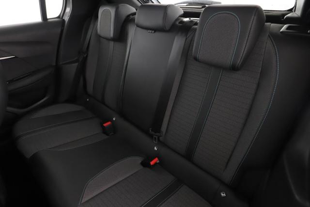 Peugeot 208 image 2