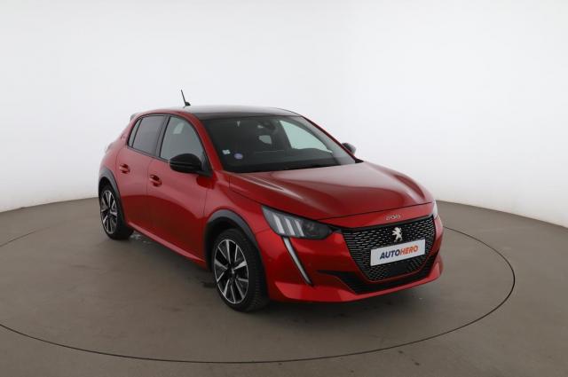 Peugeot 208 image 9