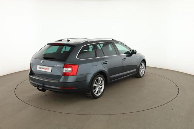 Skoda Octavia image 4