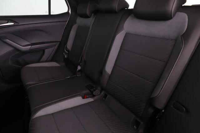 Volkswagen T-Cross image 1