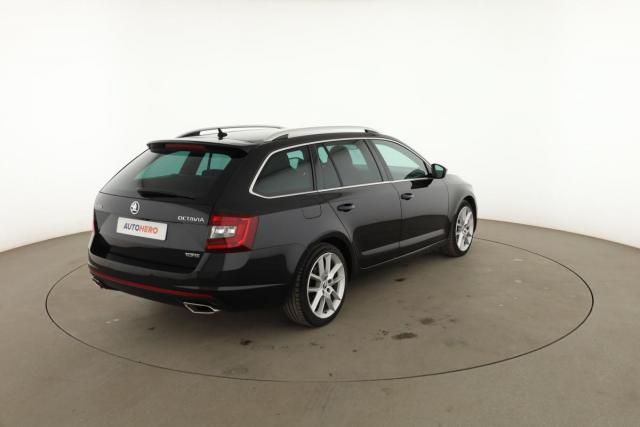 Skoda Octavia image 1