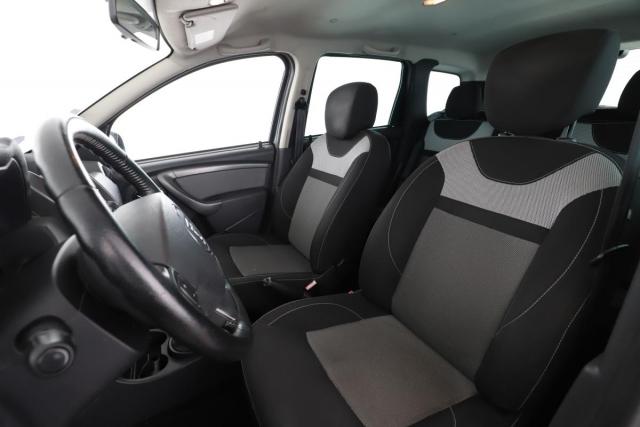 Dacia Duster image 5