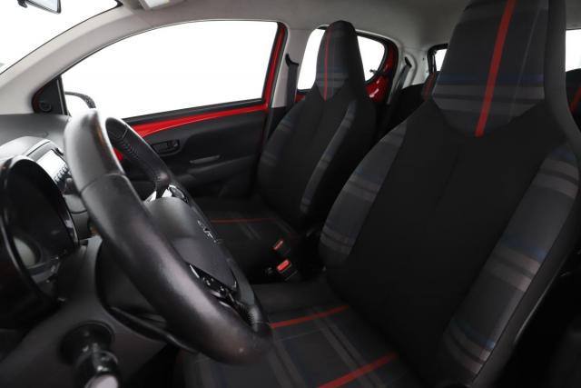 Peugeot 108 image 8