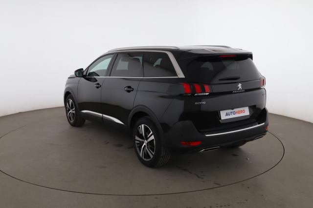 Peugeot 5008 image 8
