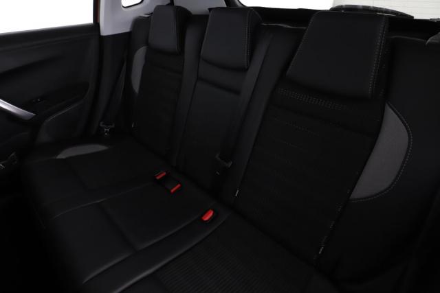 Peugeot 2008 image 2
