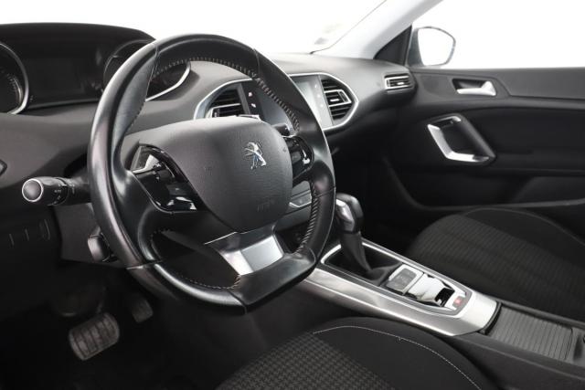 Peugeot 308 image 5