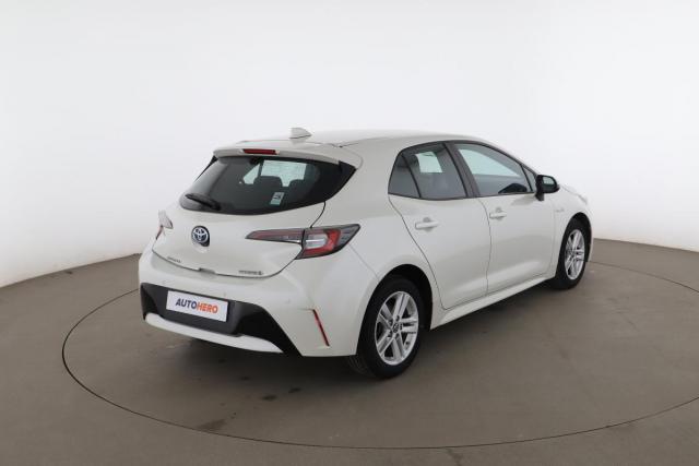 Toyota Corolla image 8