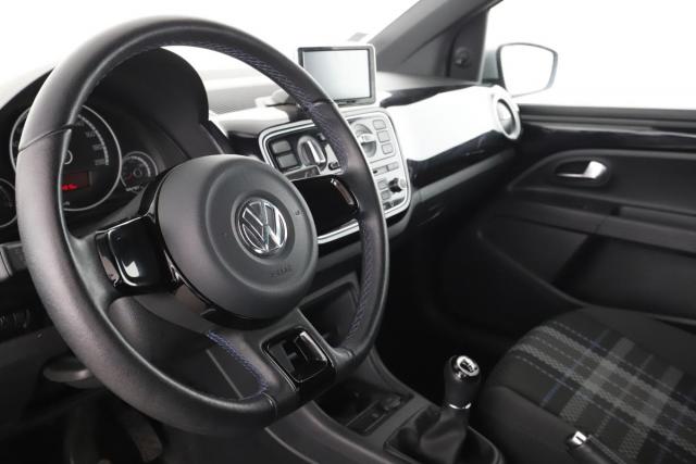 Volkswagen Up! image 5