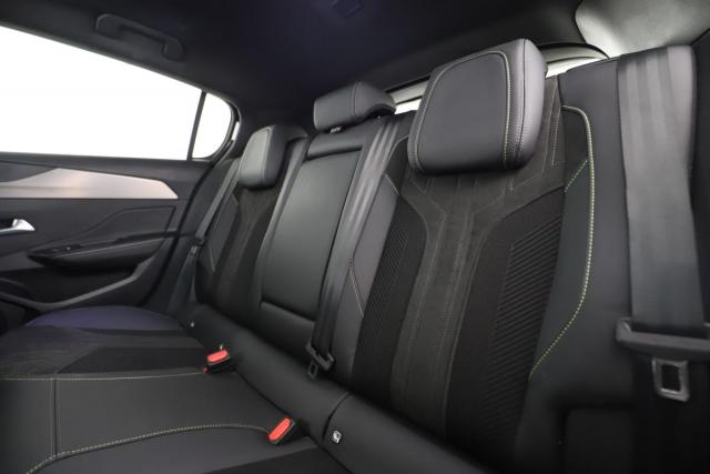 Peugeot 308 image 6