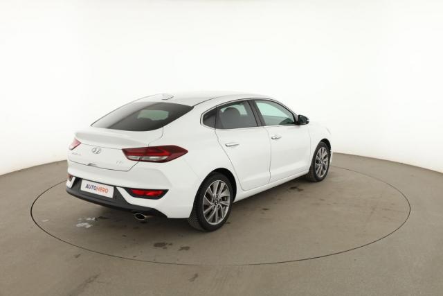 Hyundai I30 Fastback image 9