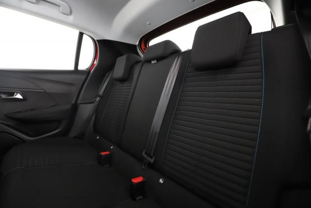 Peugeot 208 image 6