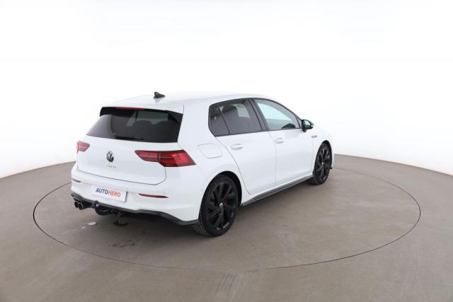 Volkswagen Golf image 1