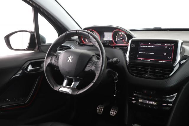Peugeot 2008 image 1