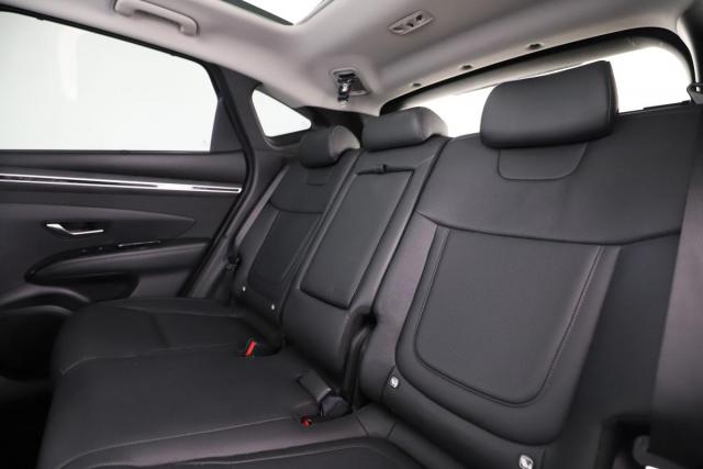 Hyundai Tucson image 8