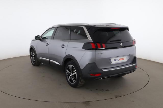 Peugeot 5008 image 8