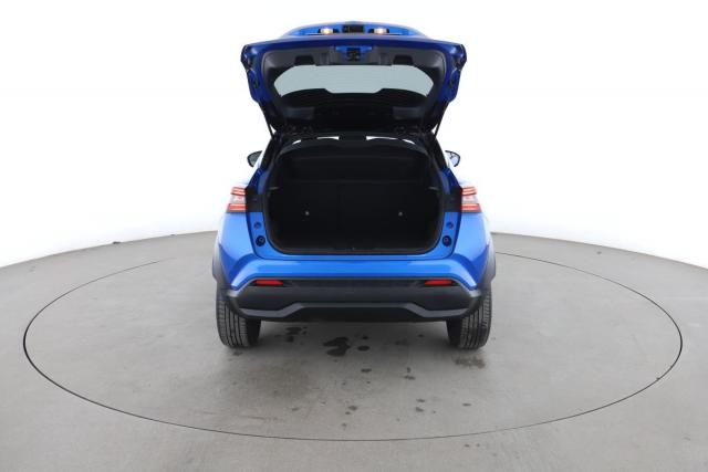 Nissan Juke image 9