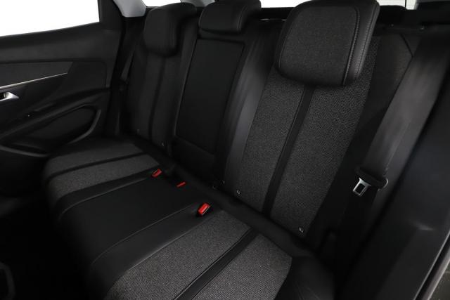 Peugeot 3008 image 6