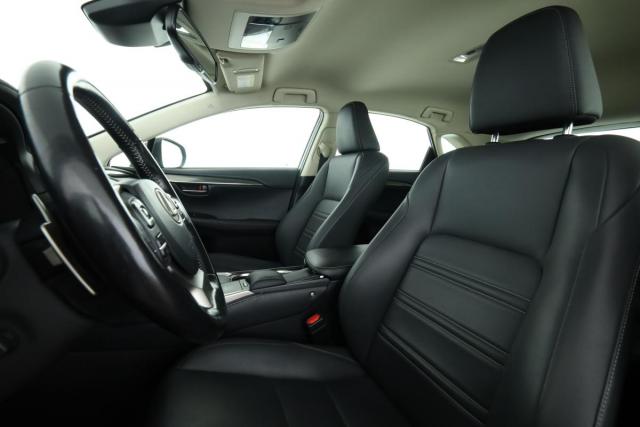 Lexus Nx image 4