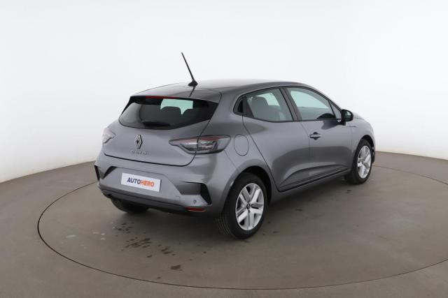 Renault Clio image 2