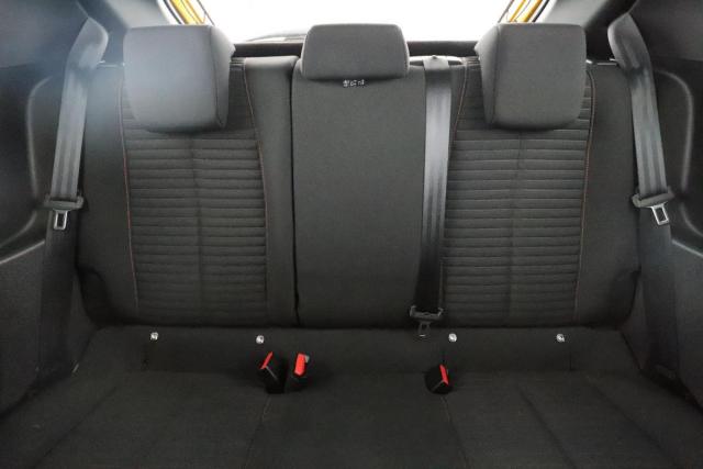 Peugeot 208 image 7