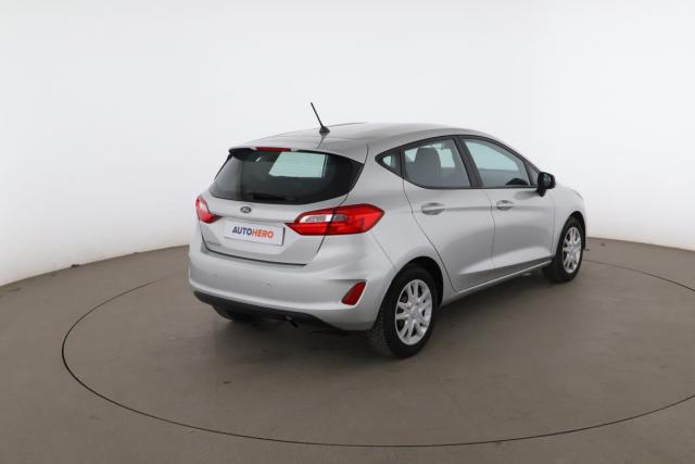 Ford Fiesta image 7