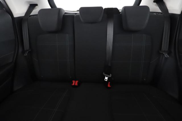 Ford Fiesta image 2