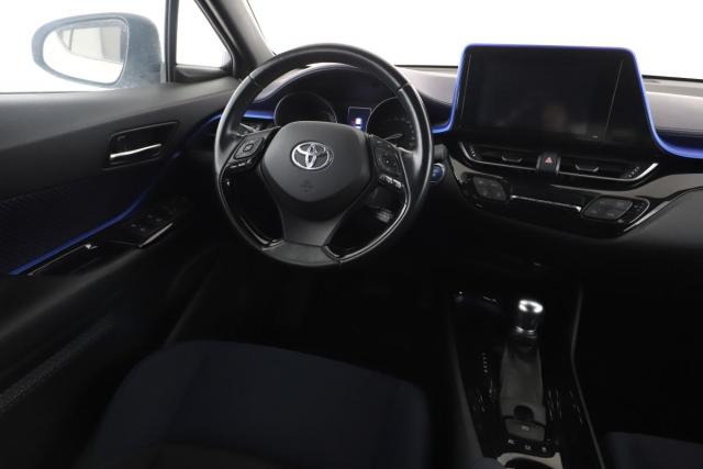 Toyota C-Hr image 2