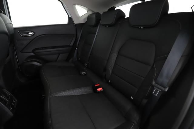Renault Captur image 8