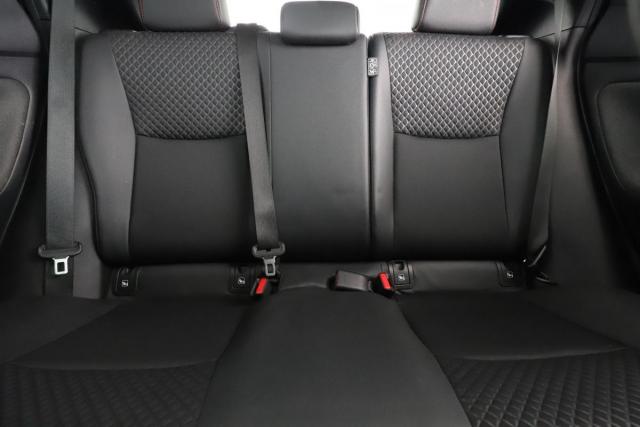 Toyota Yaris image 6
