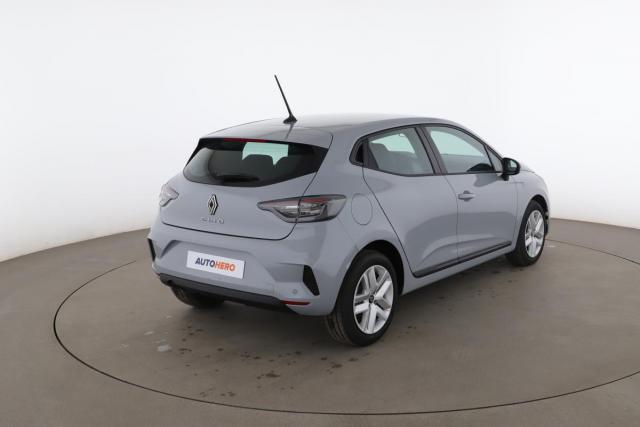 Renault Clio image 8