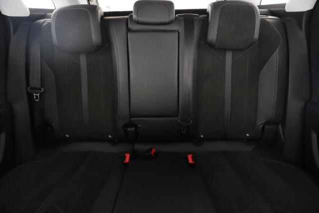 Peugeot 3008 image 9