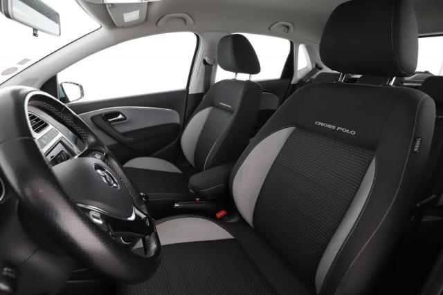 Volkswagen Polo image 8