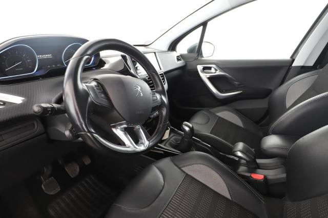 Peugeot 2008 image 6