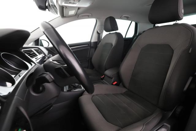 Volkswagen Golf image 7