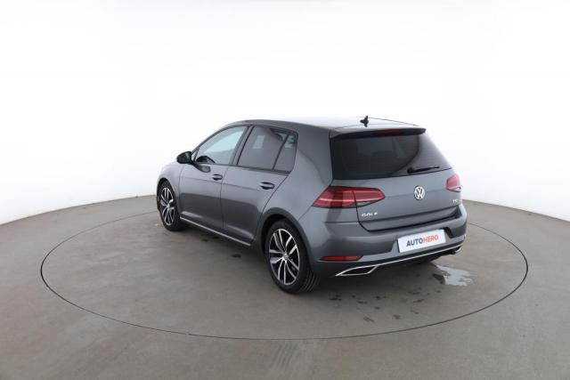 Volkswagen Golf image 8