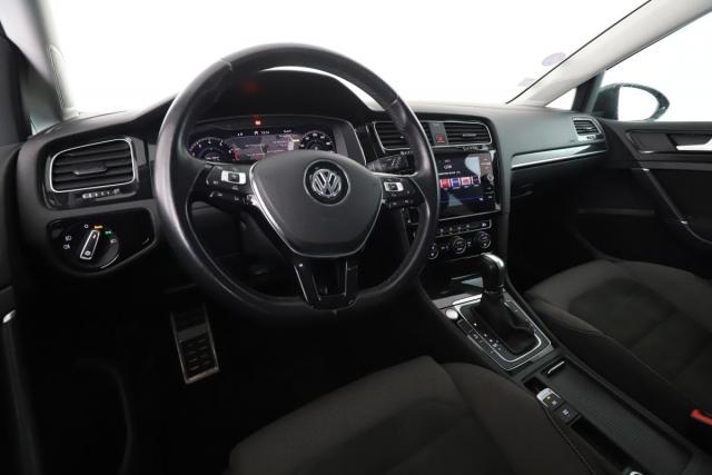 Volkswagen Golf image 6