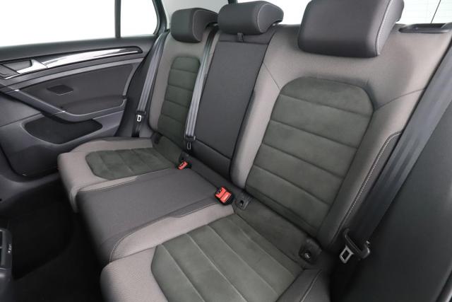Volkswagen Golf image 1