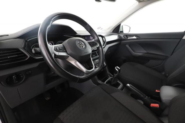 Volkswagen T-Cross image 9