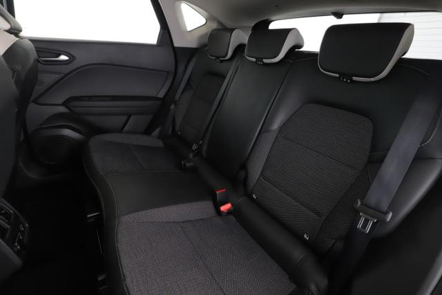 Renault Captur image 8