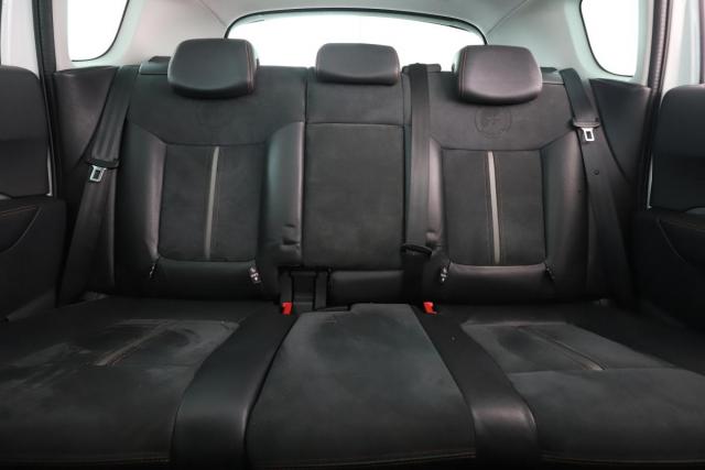 Peugeot 3008 image 1