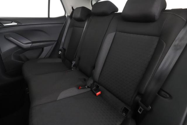 Volkswagen T-Cross image 2