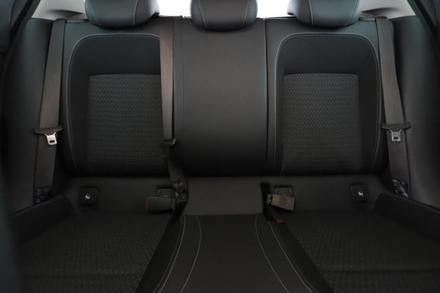 Opel Astra image 4