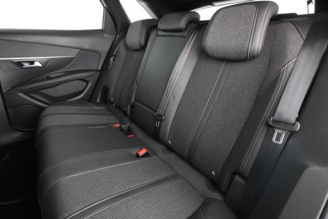 Peugeot 3008 image 9