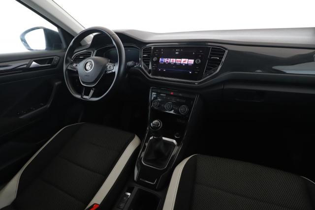 Volkswagen T-Roc image 7