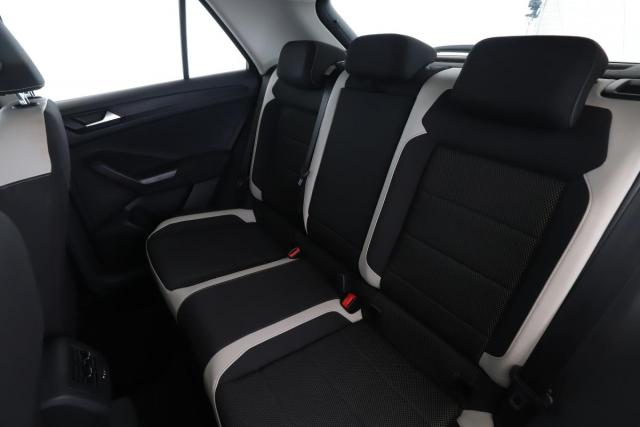 Volkswagen T-Roc image 5