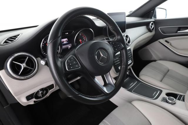 Mercedes Benz Cla image 1