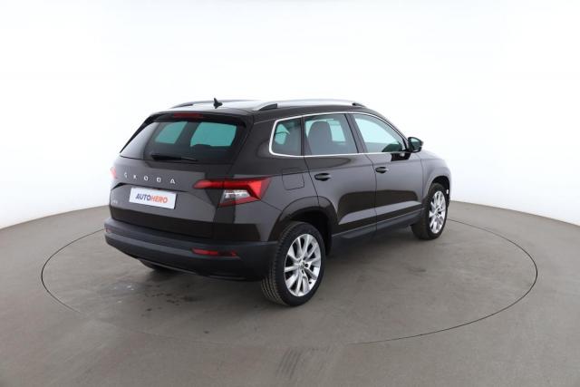 Skoda Karoq image 2